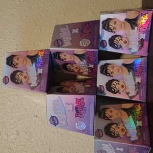 6-Pack!!! Bratz Kylie Minis